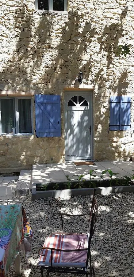 Villa La Bastide Artistique Cadenet Frankreich