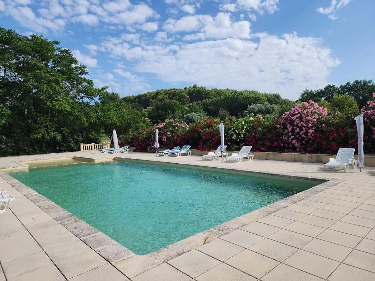 La Bastide Artistique Villa Cadenet 0*,  France