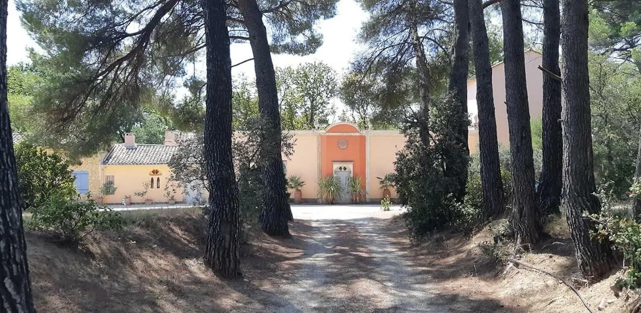 La Bastide Artistique Villa Cadenet France